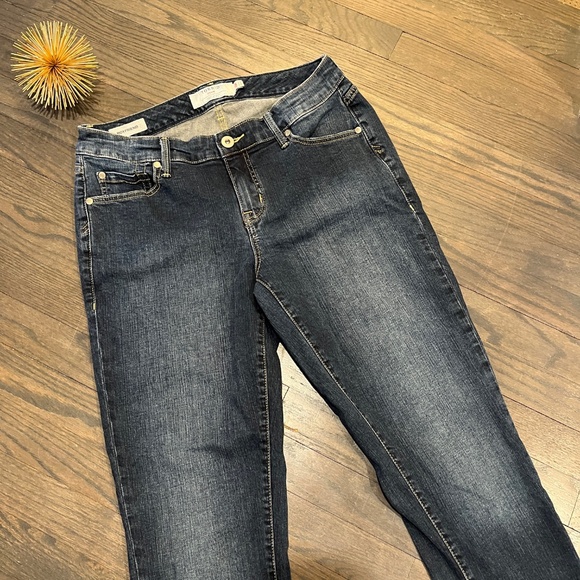 Torrid Jeans Women’s Boyfriend Straight Mid-Rise Dark Wash 10R - Picture 4 of 10